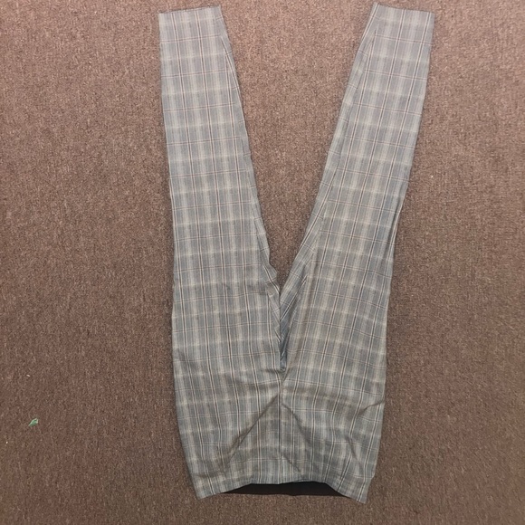 Grey and white stripped pants - Picture 1 of 1